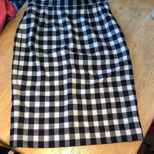 Carlisle black/white checked wool midi skirt